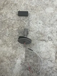 Cirrus SR 22 SR22 left inboard gas fuel level Sensor sending unit transmitter